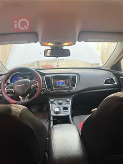 كرايسلر 200